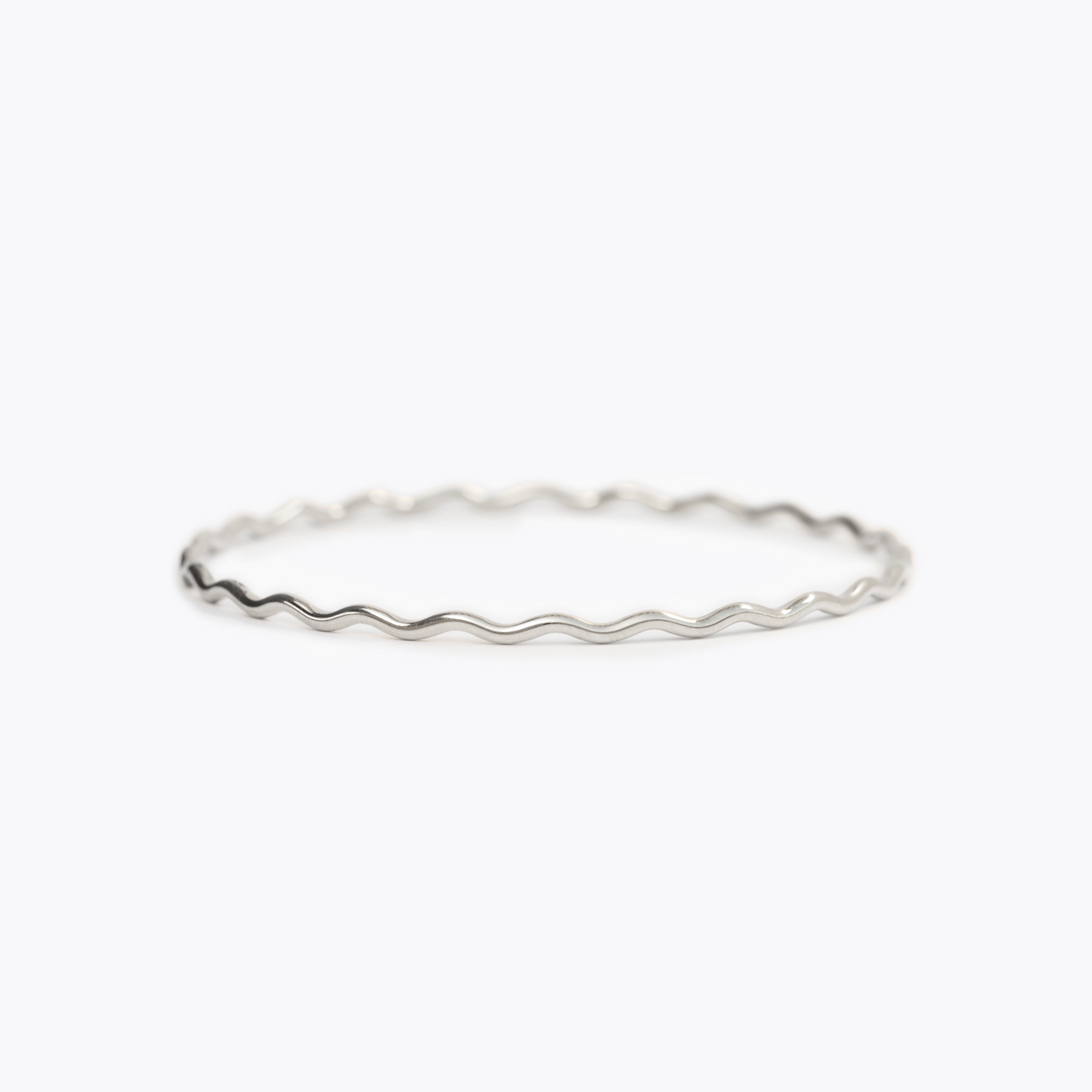 The Wavy Bangle
