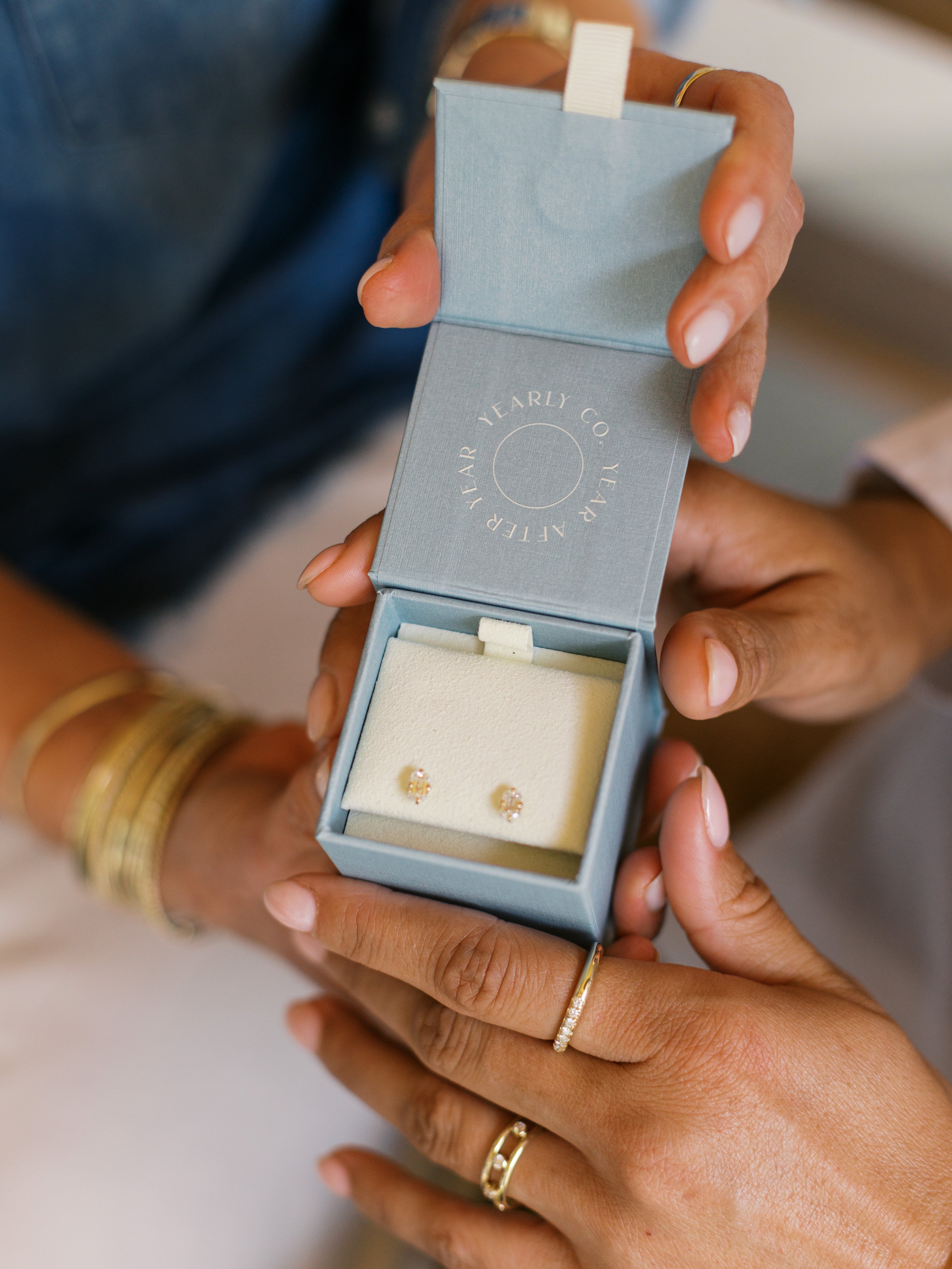 Anniversary Gifts by Year: The Complete Guide
