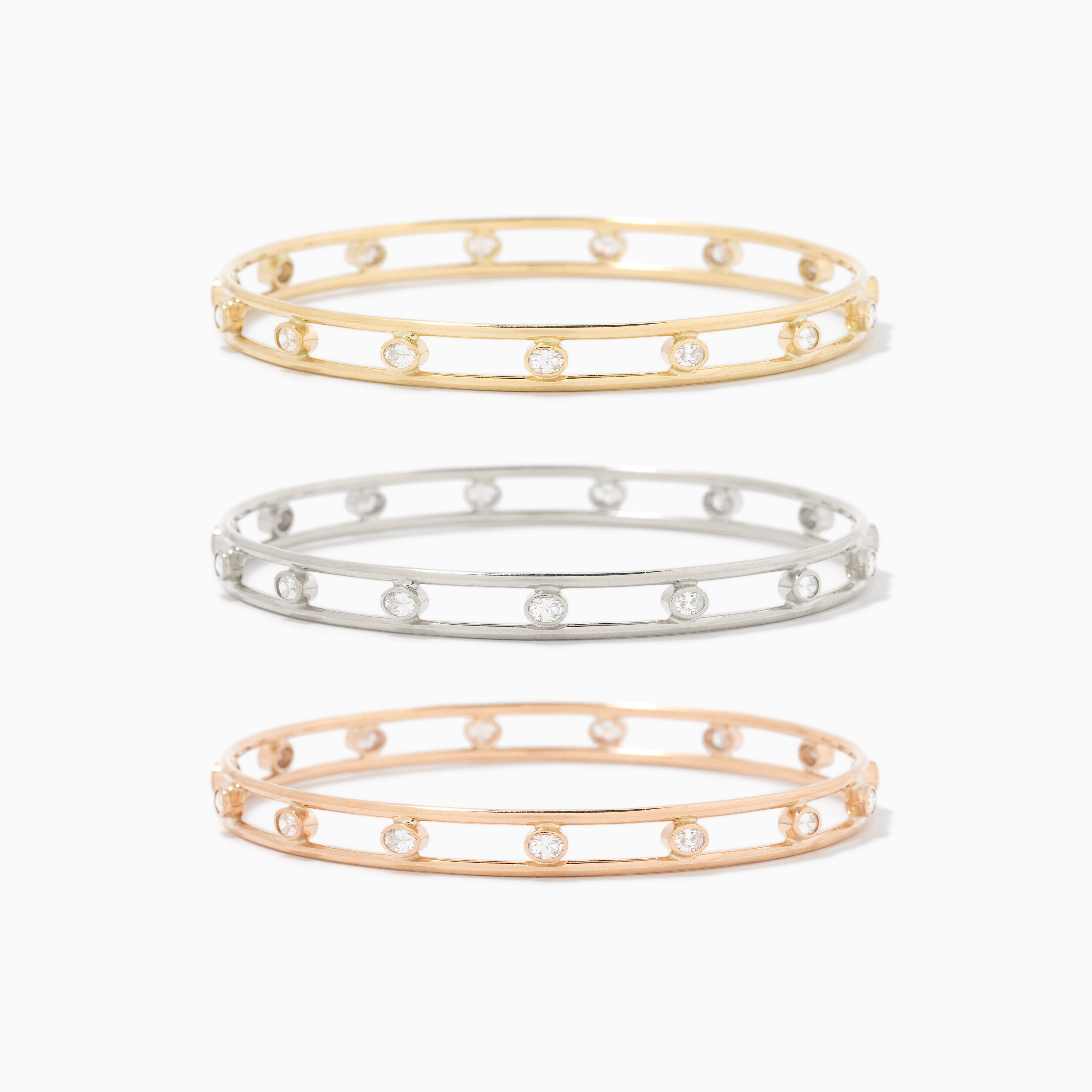 The Mini Oval Anniversary Bangle