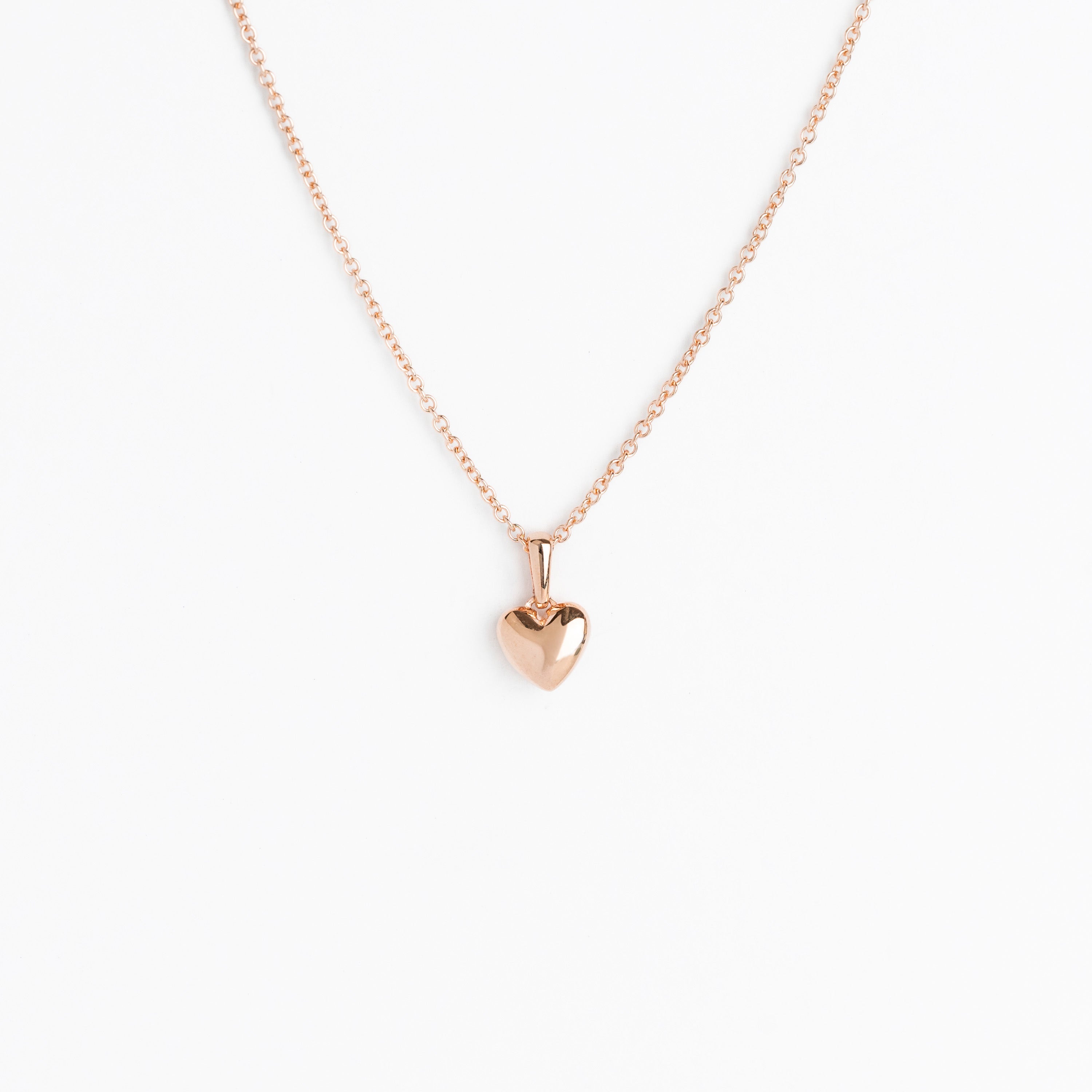 The Heart Necklace – Yearly Co.