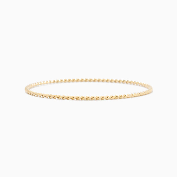 The Classic Twist – Yearly Co.