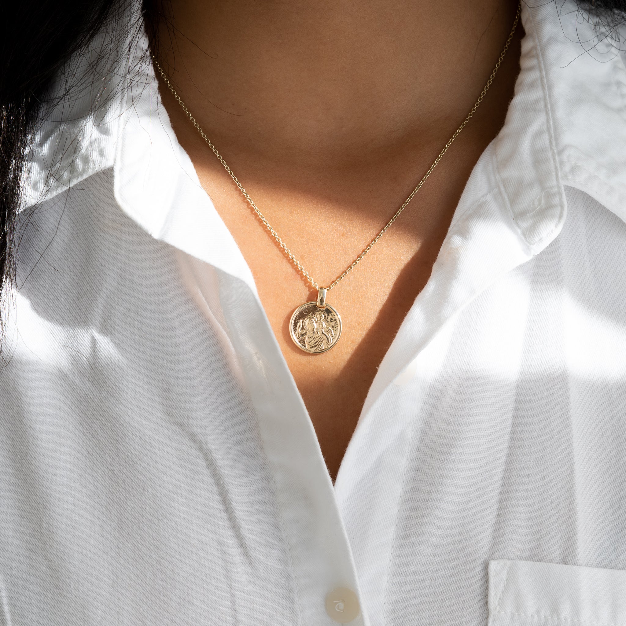 St Christopher Oval Pendant Necklace in Solid 9ct Gold | Men Women Children